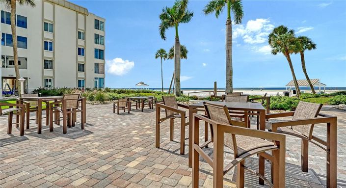 Image No.36-2 Bed Property for sale