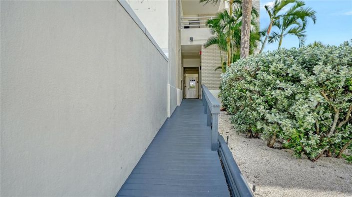 Image No.39-2 Bed Property for sale