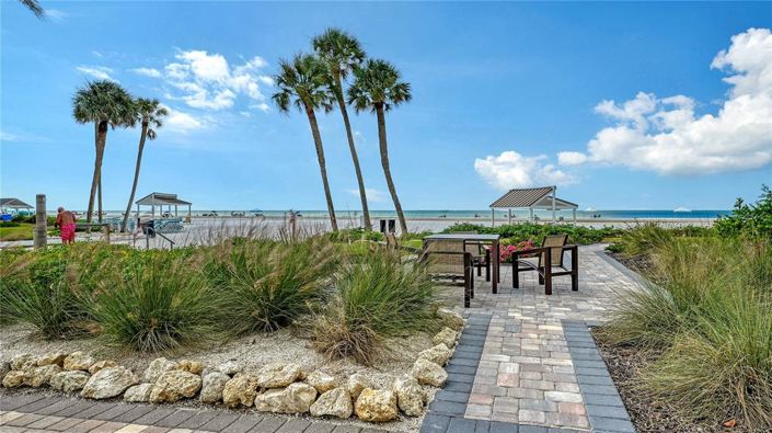 Image No.8-2 Bed Property for sale