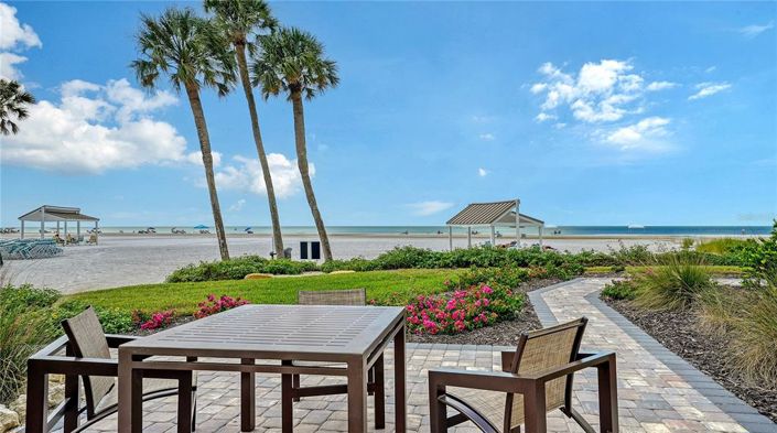 Image No.9-2 Bed Property for sale