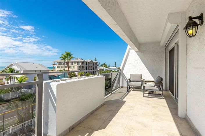 Image No.25-2 Bed Property for sale