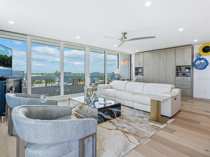 Image No.7-1 Bed Property for sale