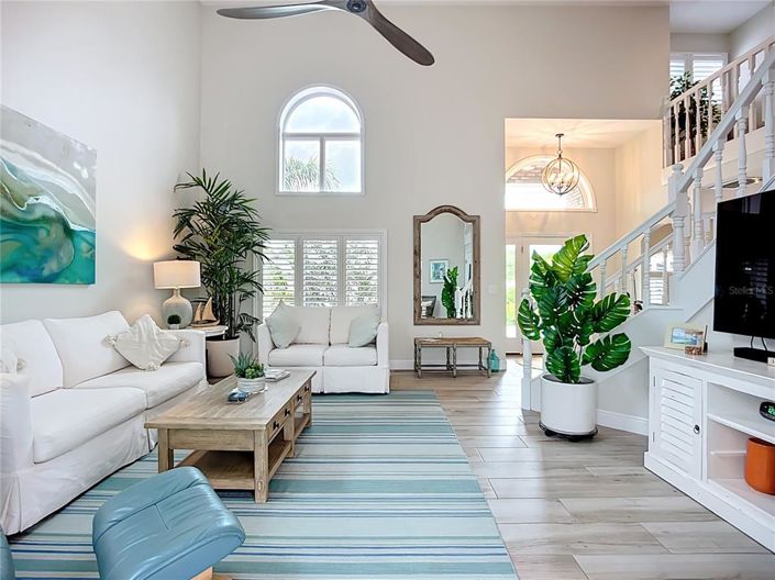 Image No.10-3 Bed Property for sale