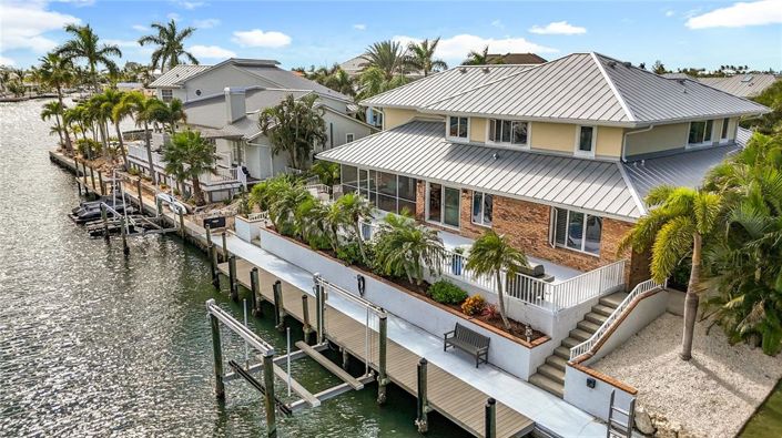 Image No.55-3 Bed Property for sale