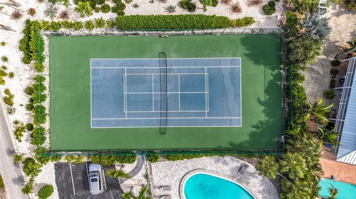 Image No.77-3 Bed Property for sale