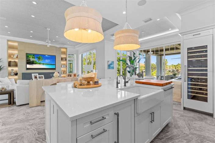 Image No.16-4 Bed Property for sale