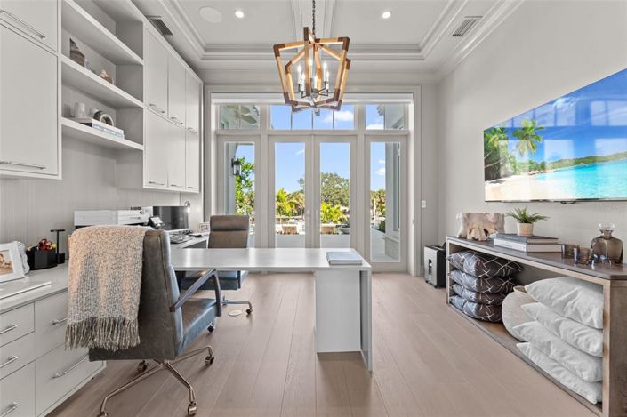 Image No.25-4 Bed Property for sale