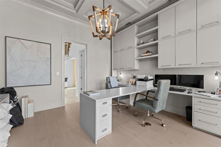 Image No.26-4 Bed Property for sale