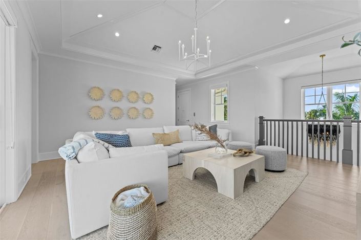 Image No.33-4 Bed Property for sale