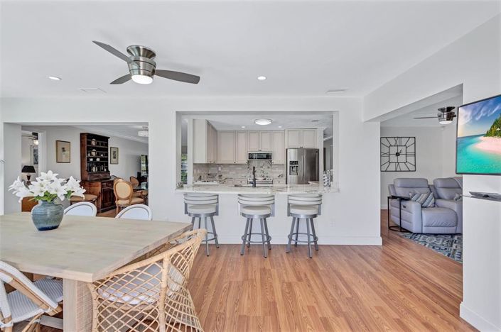 Image No.24-3 Bed Property for sale