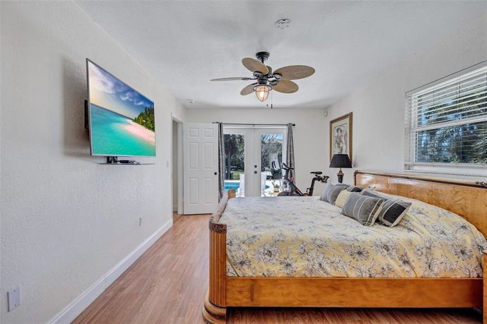 Image No.36-3 Bed Property for sale