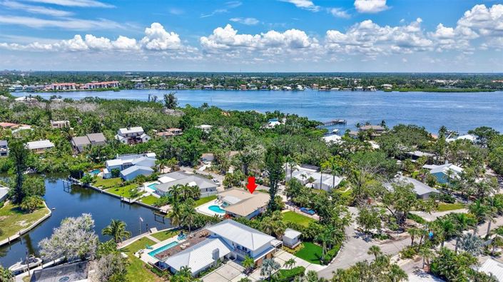 Image No.78-3 Bed Property for sale