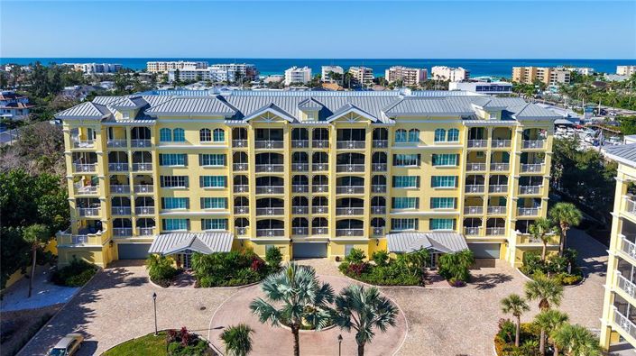 Image No.2-Propriété de 3 chambres à vendre à Sarasota