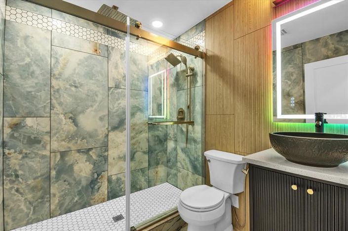 Image No.38-5 Bed Property for sale