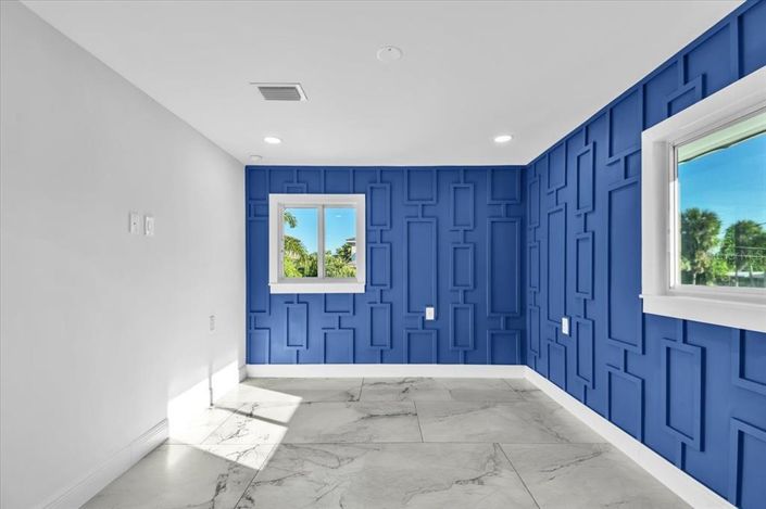 Image No.39-5 Bed Property for sale