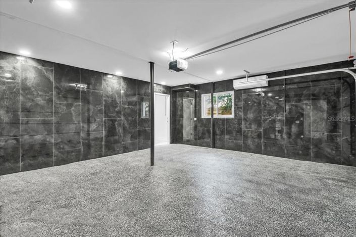 Image No.49-5 Bed Property for sale