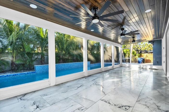 Image No.50-5 Bed Property for sale