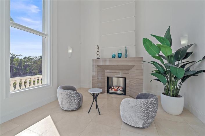 Image No.29-6 Bed Property for sale