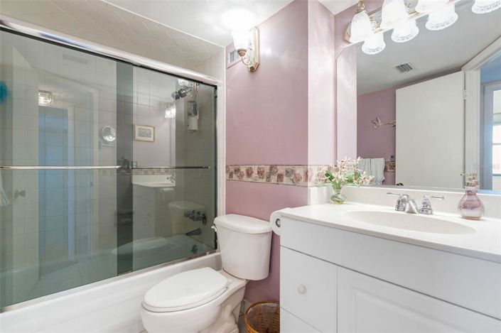 Image No.18-3 Bed Property for sale