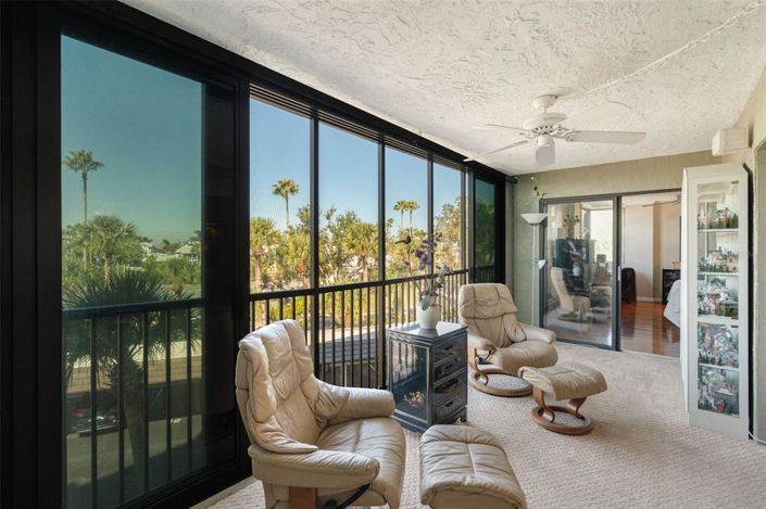 Image No.22-3 Bed Property for sale