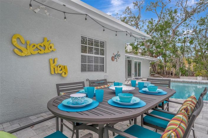 Image No.5-4 Bed Property for sale