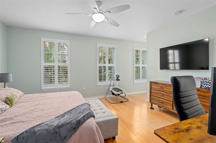 Image No.14-3 Bed Townhouse for sale