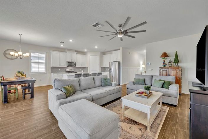 Image No.9-4 Bed Property for sale