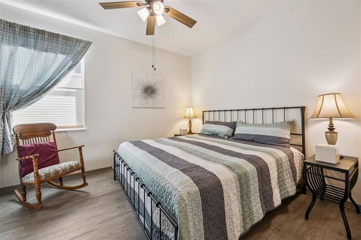 Image No.27-3 Bed Property for sale