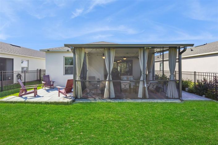 Image No.33-3 Bed Property for sale