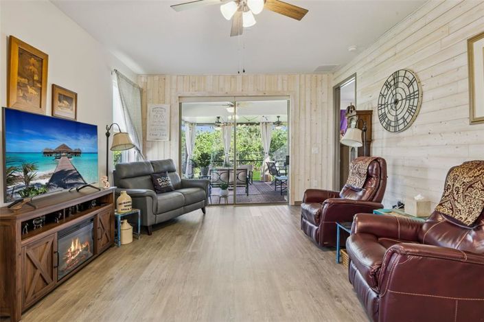 Image No.9-3 Bed Property for sale