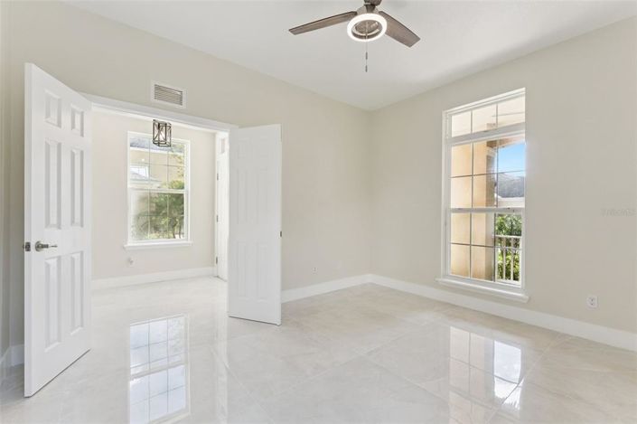 Image No.14-5 Bed Property for sale