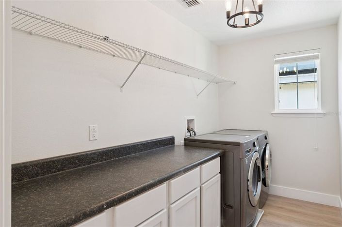 Image No.35-5 Bed Property for sale