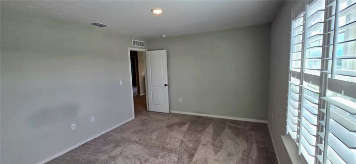 Image No.36-5 Bed Property for sale