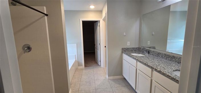 Image No.42-5 Bed Property for sale