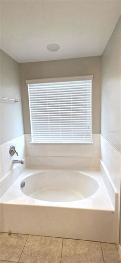 Image No.44-5 Bed Property for sale