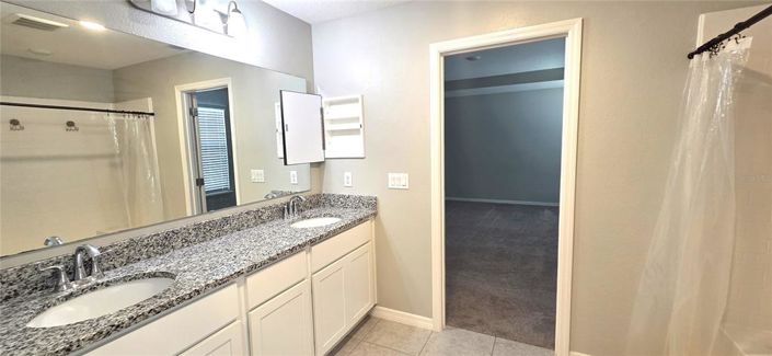 Image No.47-5 Bed Property for sale