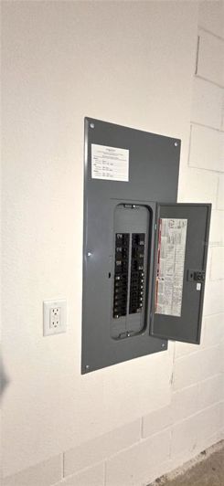 Image No.51-5 Bed Property for sale