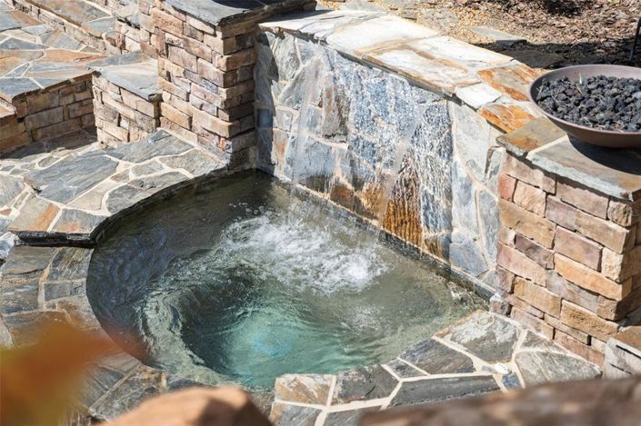 Image No.71-7 Bed Property for sale