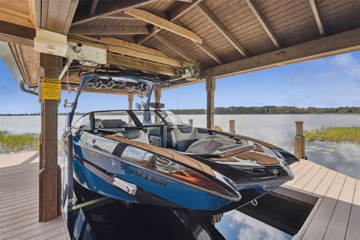 Image No.91-7 Bed Property for sale