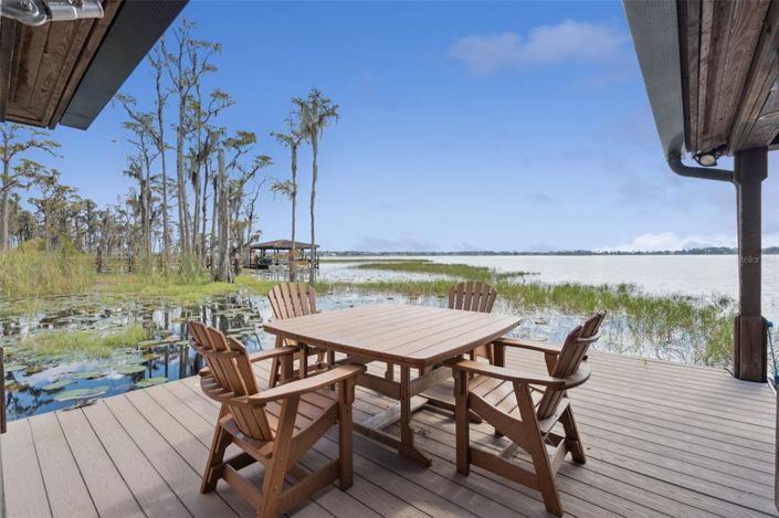 Image No.92-7 Bed Property for sale