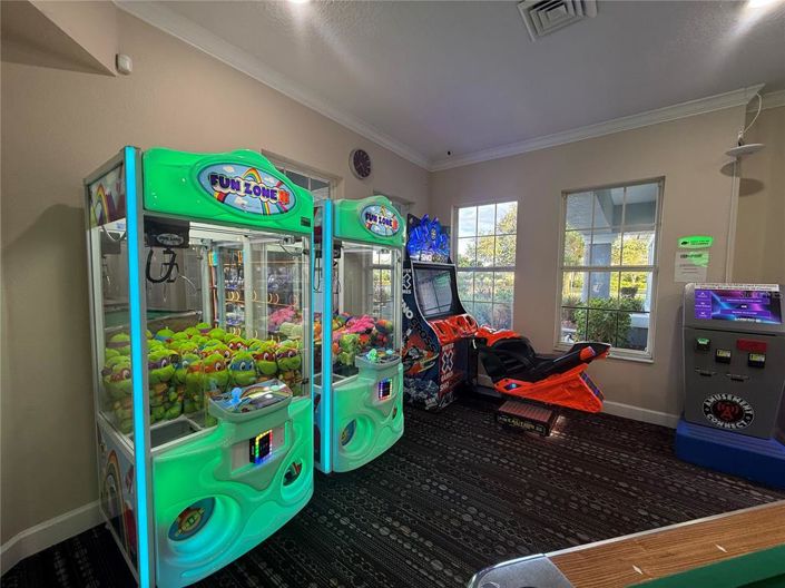 Image No.54-6 Bed Property for sale