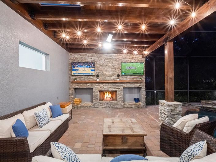 Image No.30-4 Bed Property for sale