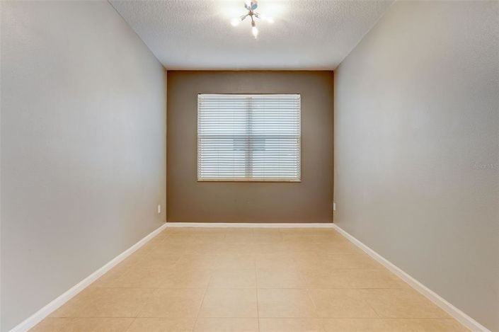 Image No.19-3 Bed Property for sale