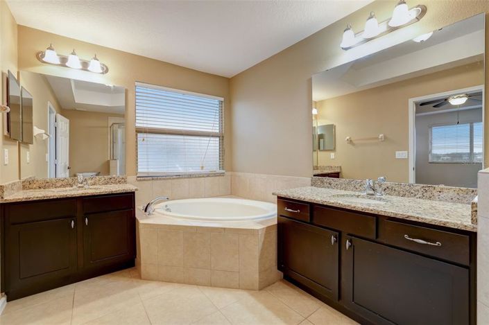 Image No.41-3 Bed Property for sale