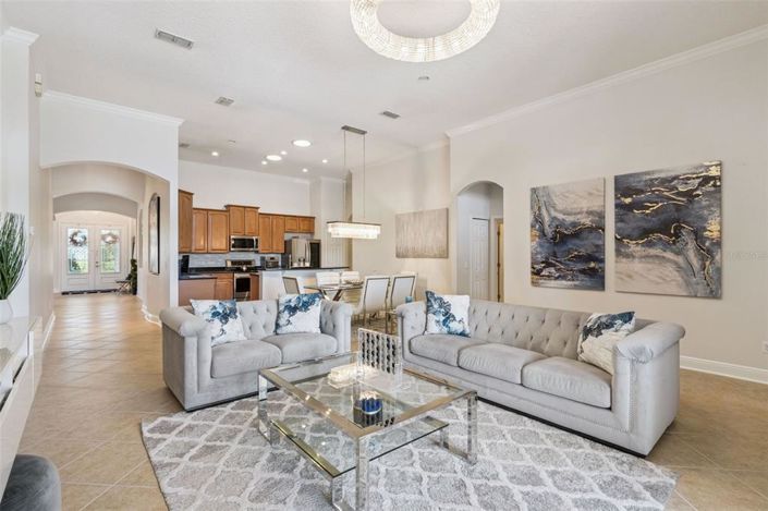 Image No.10-4 Bed Property for sale