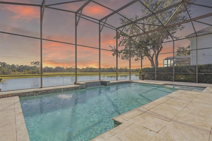 Image No.2-4 Bed Property for sale