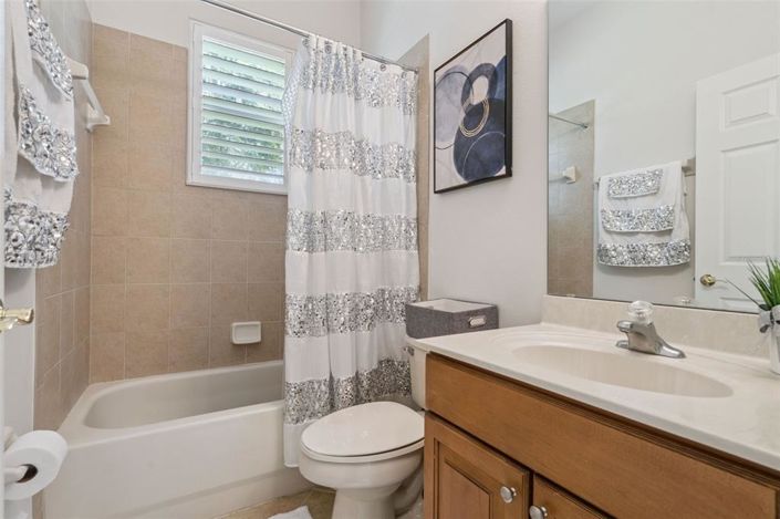 Image No.32-4 Bed Property for sale