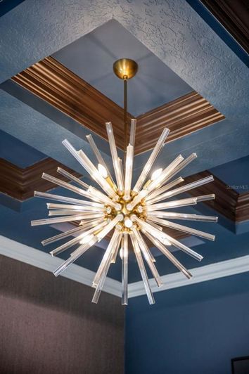 Image No.15-5 Bed Property for sale