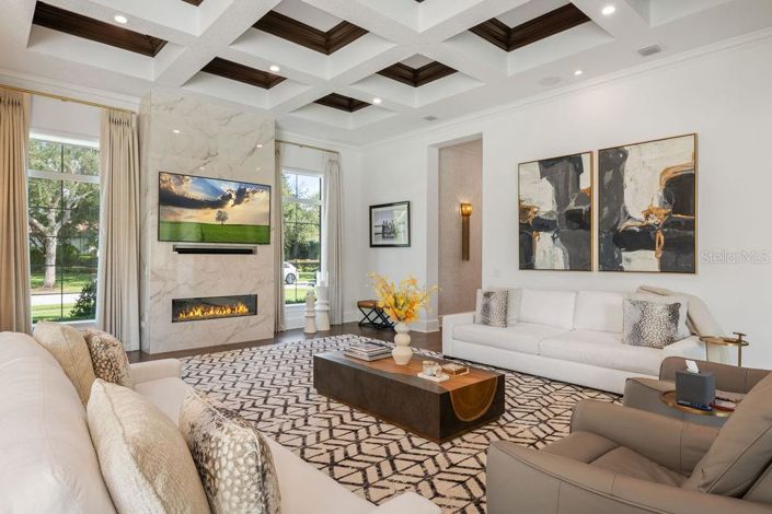 Image No.18-5 Bed Property for sale