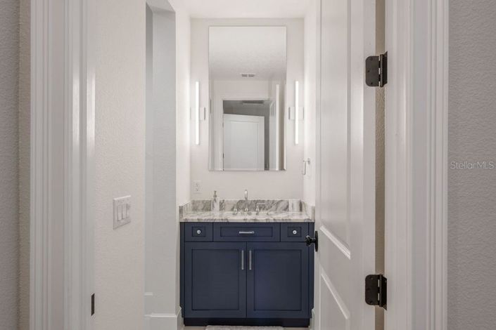 Image No.54-5 Bed Property for sale